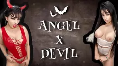 play King af van instructies: kies je cosplay -fantasie - Big Tits Angel of Big Ass Devil?
